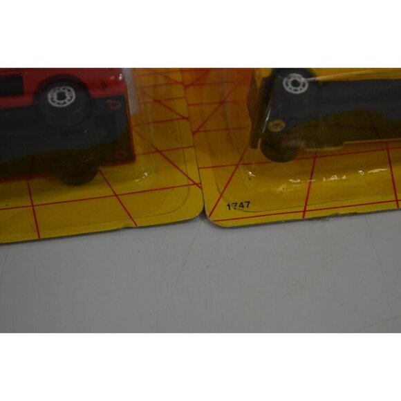 Matchbox TV News Truck Snorkel Fire Engine School Bus Diecast Car Lot of 3 New - Picture 4 of 9